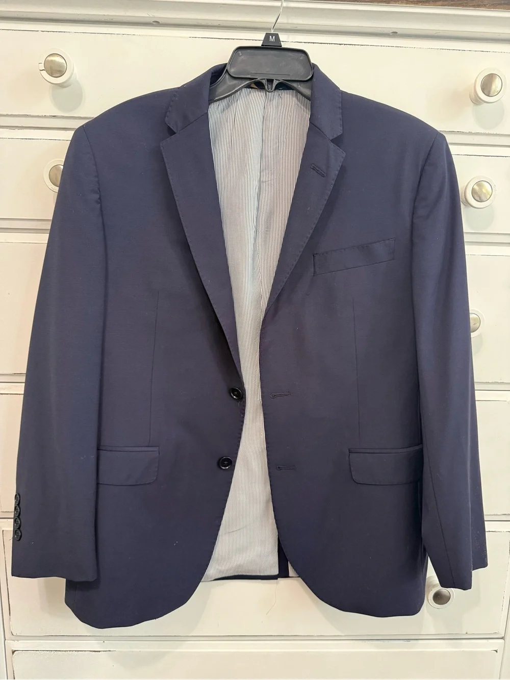 Brooks Brothers Explorer Milano Fit Men's Dark Navy Two-Button Blazer. Sz 42S